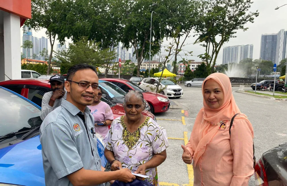 photo_6093437121684684290_y_rs