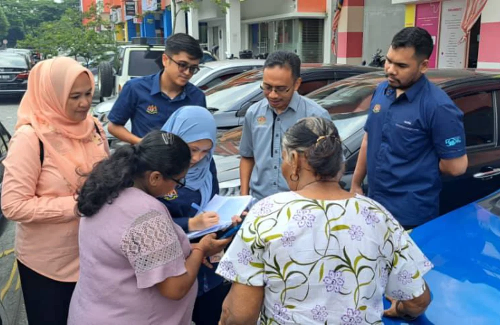 photo_6093437121684684295_y_rs