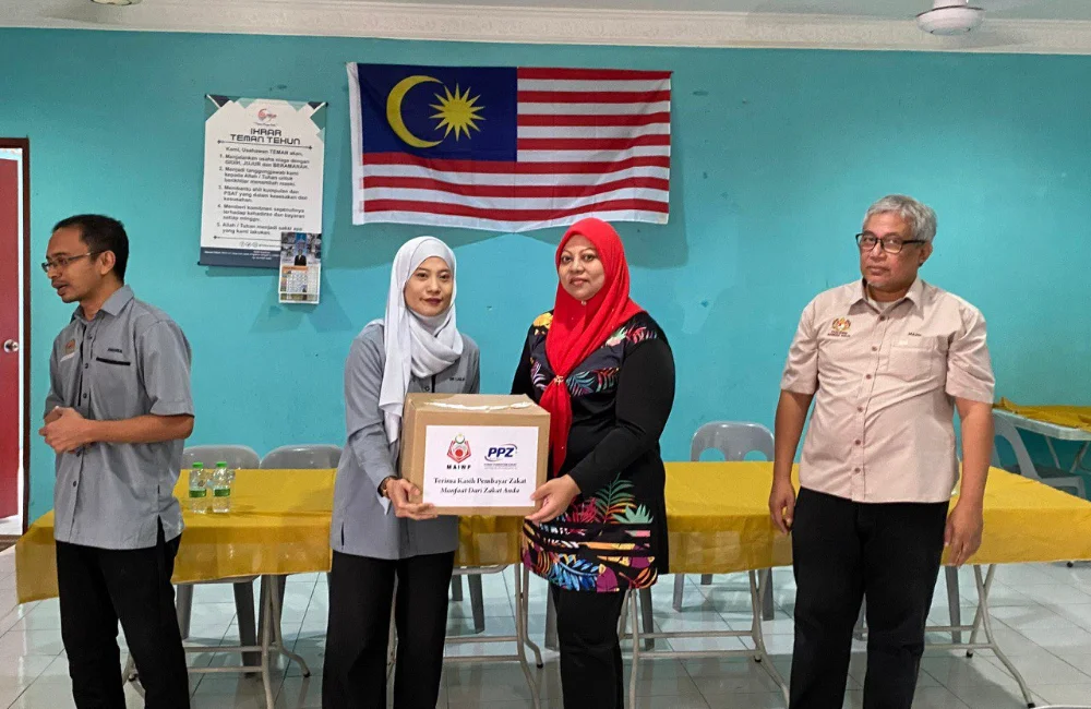 photo_6122880088866406782_y